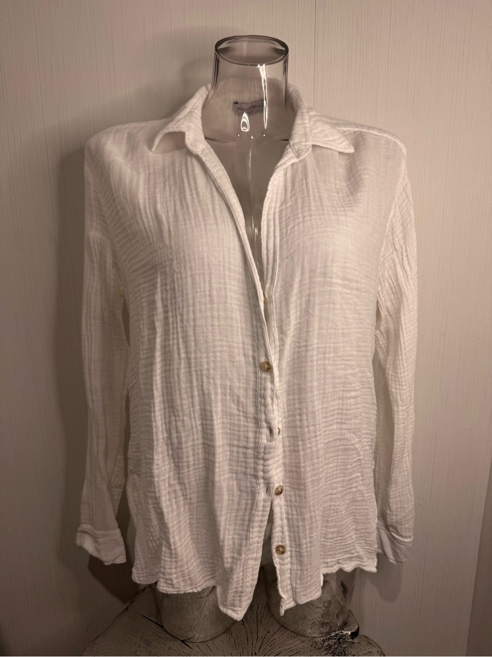 Michael Stars Gauzy Cotton Button Up. OSFM. White.